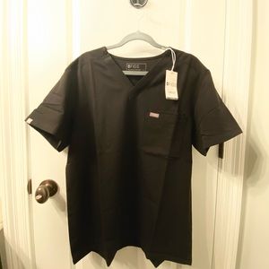 *NWT* Figs Scrub Top